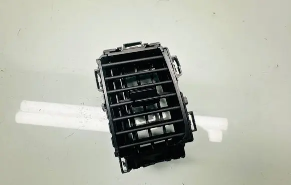 Dash center air vent grill