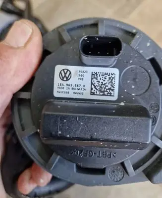 Volkswagen ID.4 Coolant heater control valve 5Q0906457C