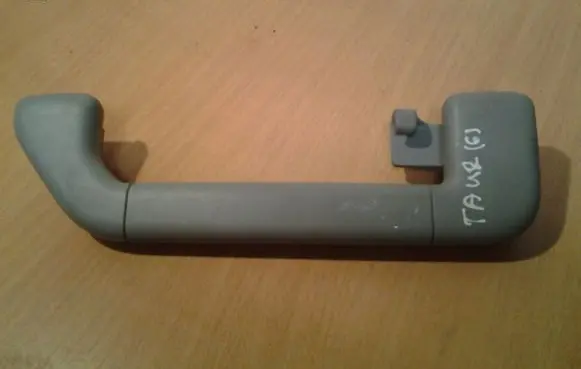 Volkswagen Touareg I Rear interior roof grab handle 3D5857607