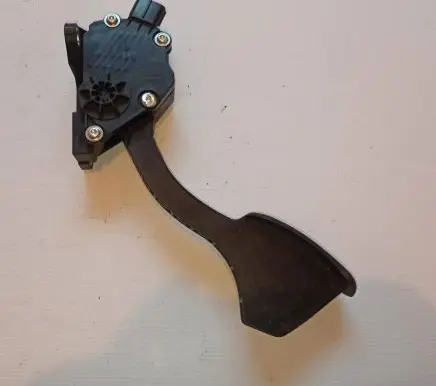 Toyota Prius (XW50) Accelerator throttle pedal 7811047050