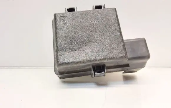 Renault Scenic III - Grand scenic III Fuse box cover 243820003R