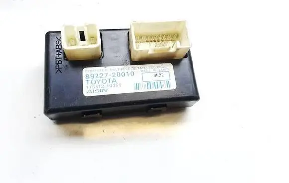 Toyota Avensis T270 Other control units/modules 9822720010