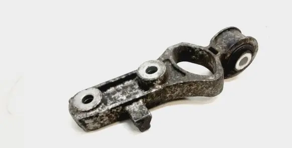 Volvo XC60 Engine mount bracket 31330145