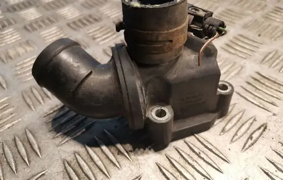 Mercedes-Benz A W169 Thermostat 2662030475