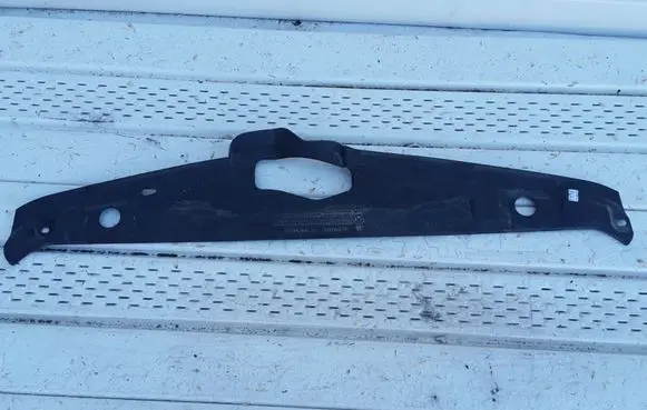 Toyota Corolla Verso E121 Radiator trim 5328913010