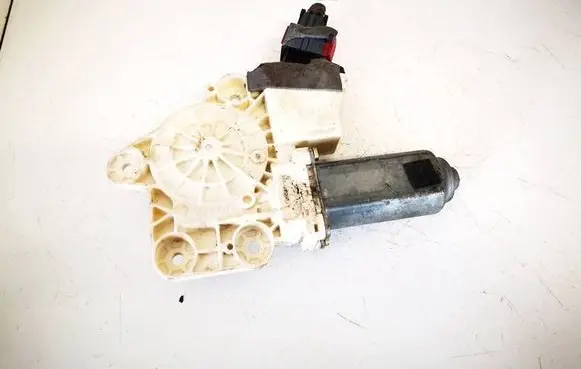 Opel Vectra C Rear door window regulator motor 24414776