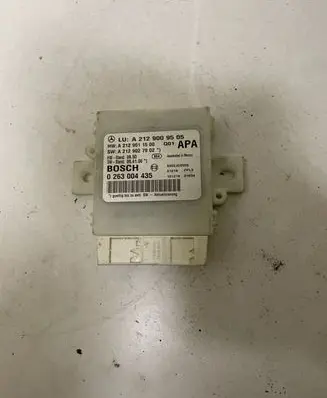 Mercedes-Benz E W212 Parking PDC control unit/module A2129009505