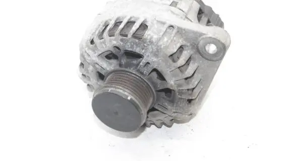 Opel Insignia A Generator/alternator 13588305