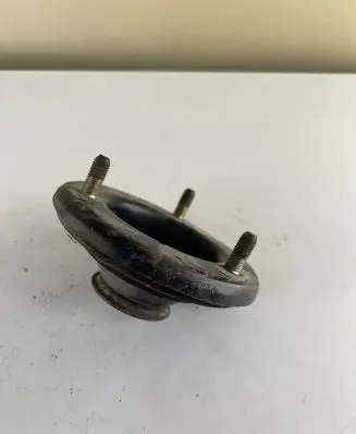Coil spring mount