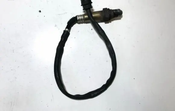 BMW 5 E60 E61 Lambda probe sensor 756996802 0258010422