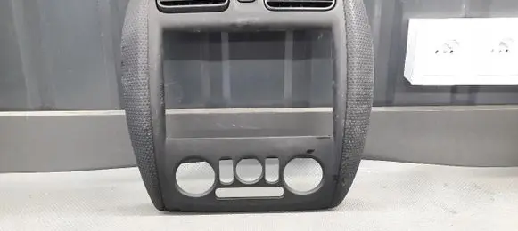Mazda 323 Panel trim