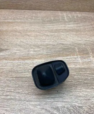BMW 5 E34 Wing mirror switch 1369331 03830700
