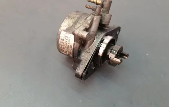 Fiat Linea Vacuum pump