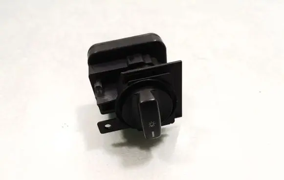Light switch