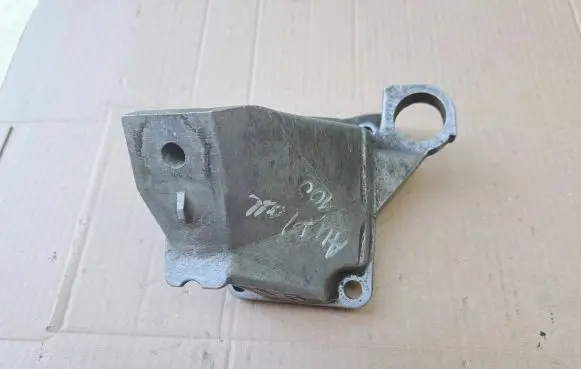Audi A6 S6 C4 4A Gearbox mounting bracket 4A0399114K