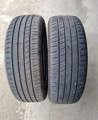 Chrysler 300 - 300C R18 summer tire 