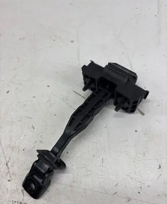 BMW X3 G01 Front door check strap stopper 7390686