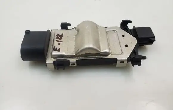 Mercedes-Benz CLA C117 X117 W117 Coolant fan relay 