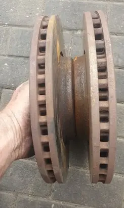 Front brake disc