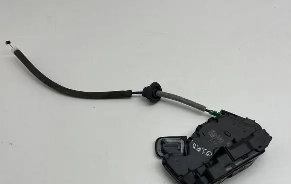 Audi Q3 F3 Front door lock 5TB837016C