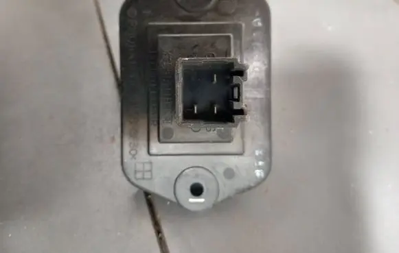 Mazda 6 Heater blower motor/fan resistor PM010010B