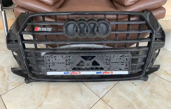 Audi Q3 8U Front bumper upper radiator grill 8U0853651 8U0853651AA 8U0853653M