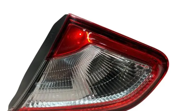 Nissan Qashqai Tailgate rear/tail lights 89503209 B26550BR01A