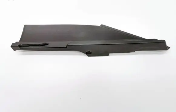 (D)pillar trim (top)