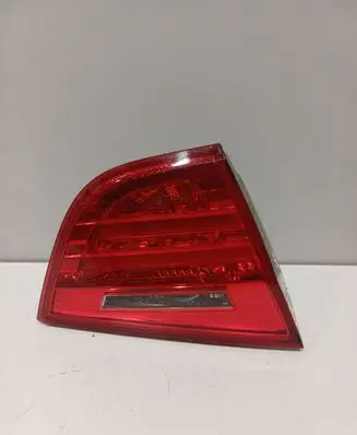 BMW 3 E90 E91 Tailgate rear/tail lights 7154155
