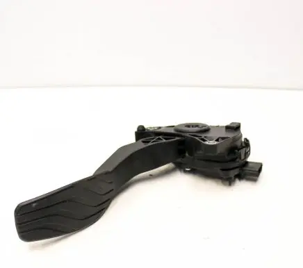 Nissan X-Trail T32 Accelerator throttle pedal 18002DF30B 6PV31240400