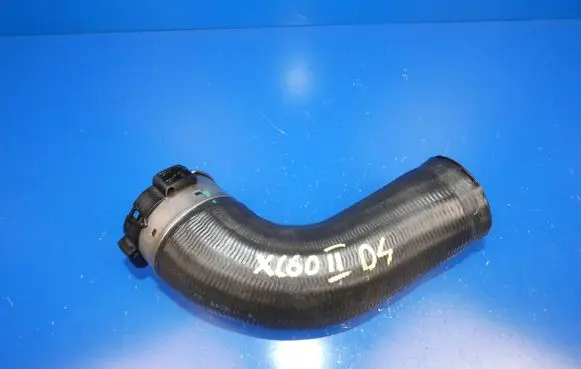 Volvo XC60 Intercooler hose/pipe 31657743