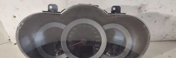 Toyota RAV 4 (XA30) Speedometer (instrument cluster) 8380042D12