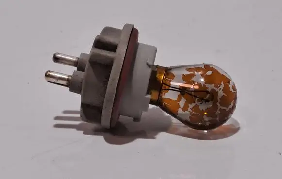 Mercedes-Benz E W210 Headlight/headlamp bulb 14836400