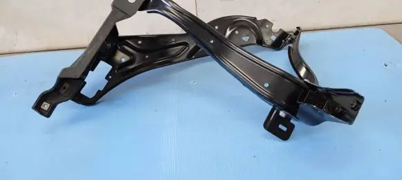 Mercedes-Benz E W212 Headlight/headlamp mounting bracket A2126200291