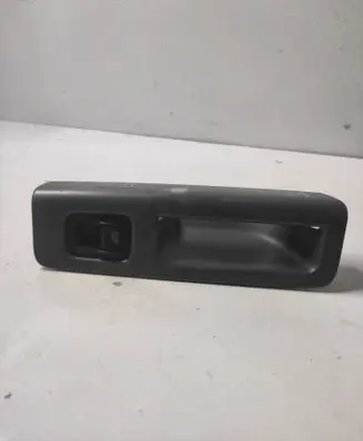Volvo S40 Electric window control switch 8679477