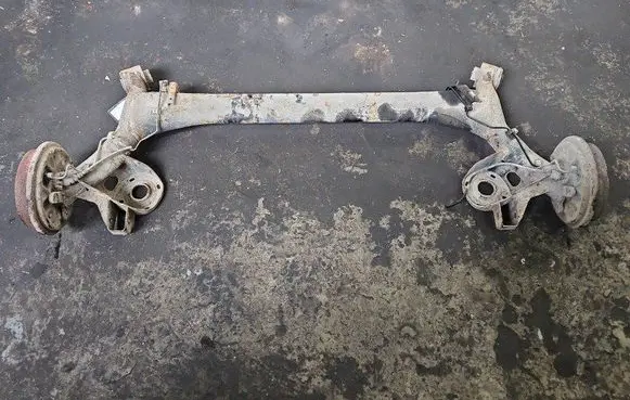 Volkswagen Polo IV 9N3 Rear axle beam IMPRK1461441