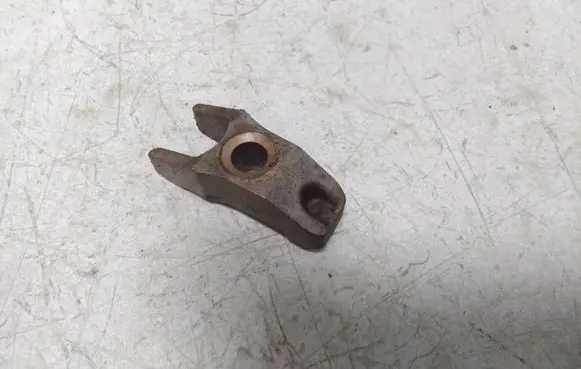 Volkswagen Bora Fuel Injector clamp holder
