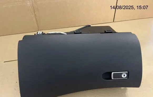 Mercedes-Benz E W213 Glove box A2136800091 2136800091