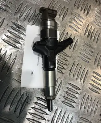 Subaru Legacy Fuel injector 16613AA030 07L01611