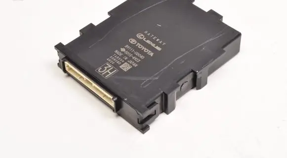 Toyota Yaris Gateway control module 89111-0D040