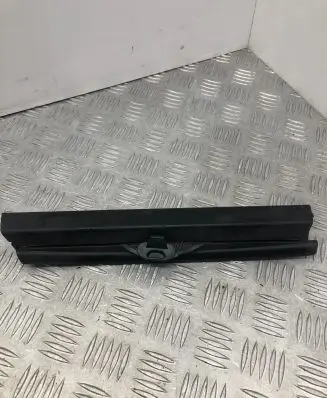 BMW 5 E60 E61 Estate rear side window sun shade/blind 7071111 6098005056 4011003