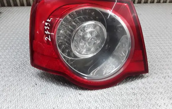 Volkswagen PASSAT B6 Rear/tail lights