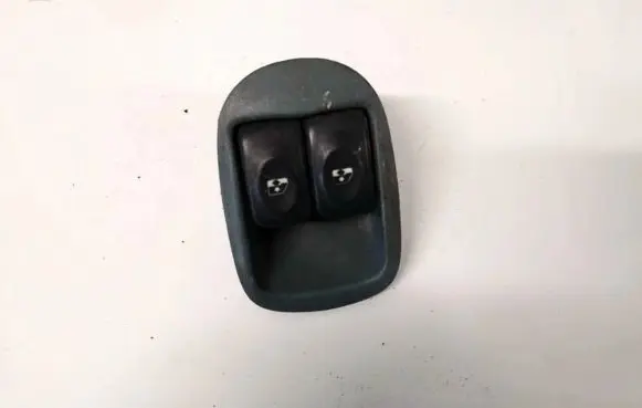 Renault Scenic I Electric window control switch 7700836269 838099g