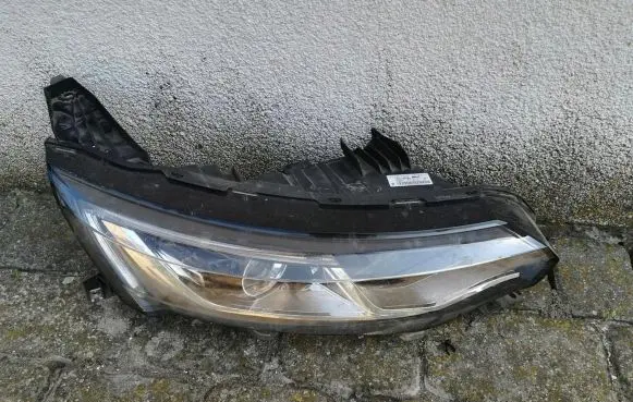 Renault Talisman Headlight/headlamp 260108543R