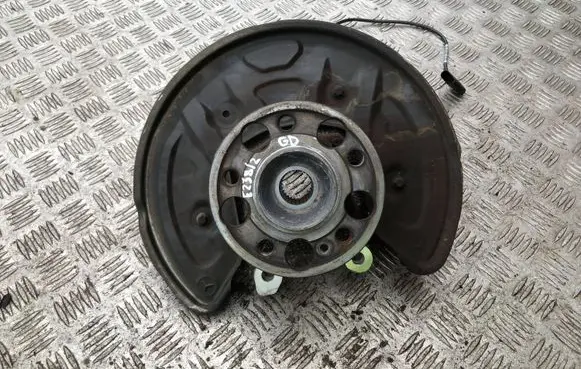 Mercedes-Benz E W238 Rear wheel hub