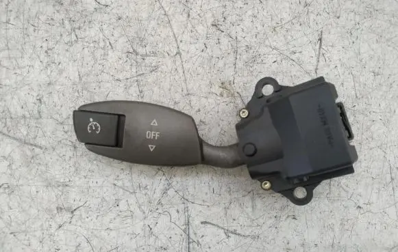 BMW 7 E65 E66 Cruise control switch 6911521B