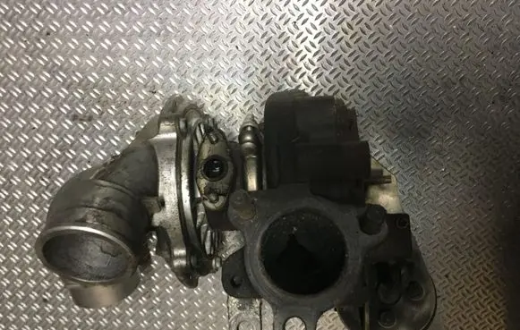 Toyota Avensis T250 Turbo E1151V4