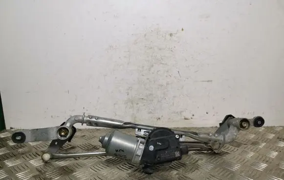Jeep Cherokee Front wiper linkage and motor 68102175AD