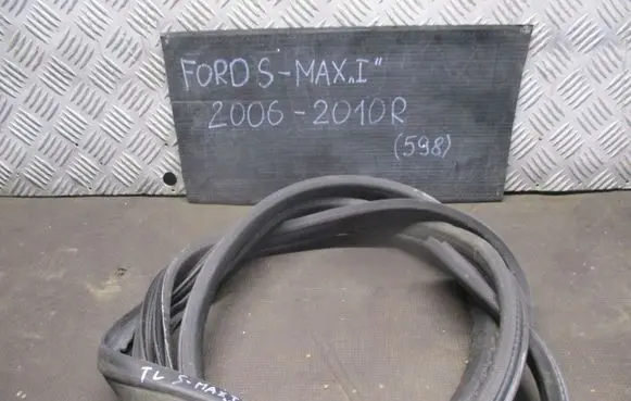 Ford S-MAX Rubber seal loading door 