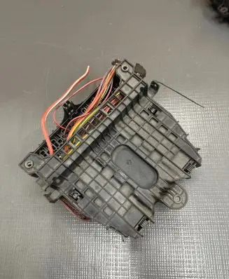 Mercedes-Benz B W245 Fuse module 1695453740